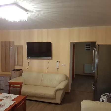 Dzsigolo Apartament *